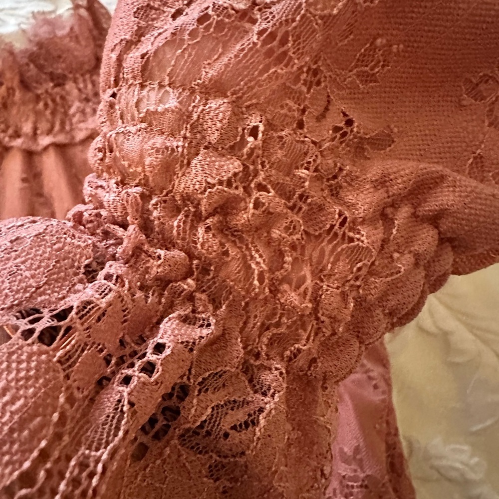 SOALLURE Pink Lace top US L - Picture 9 of 9